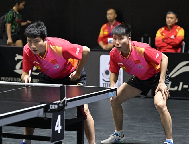 用一记犀利 用一记犀利